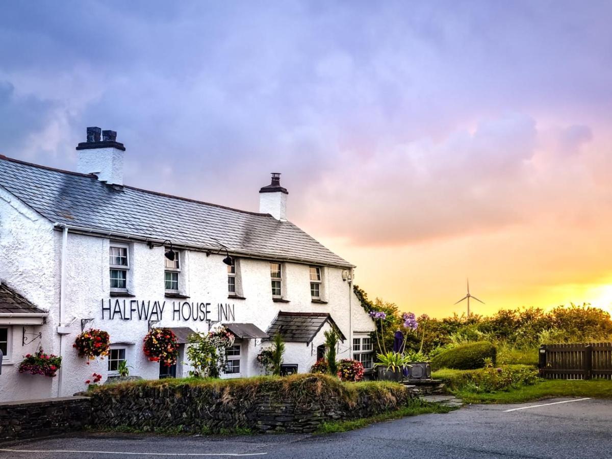 Halfway House Inn Wadebridge Exterior photo